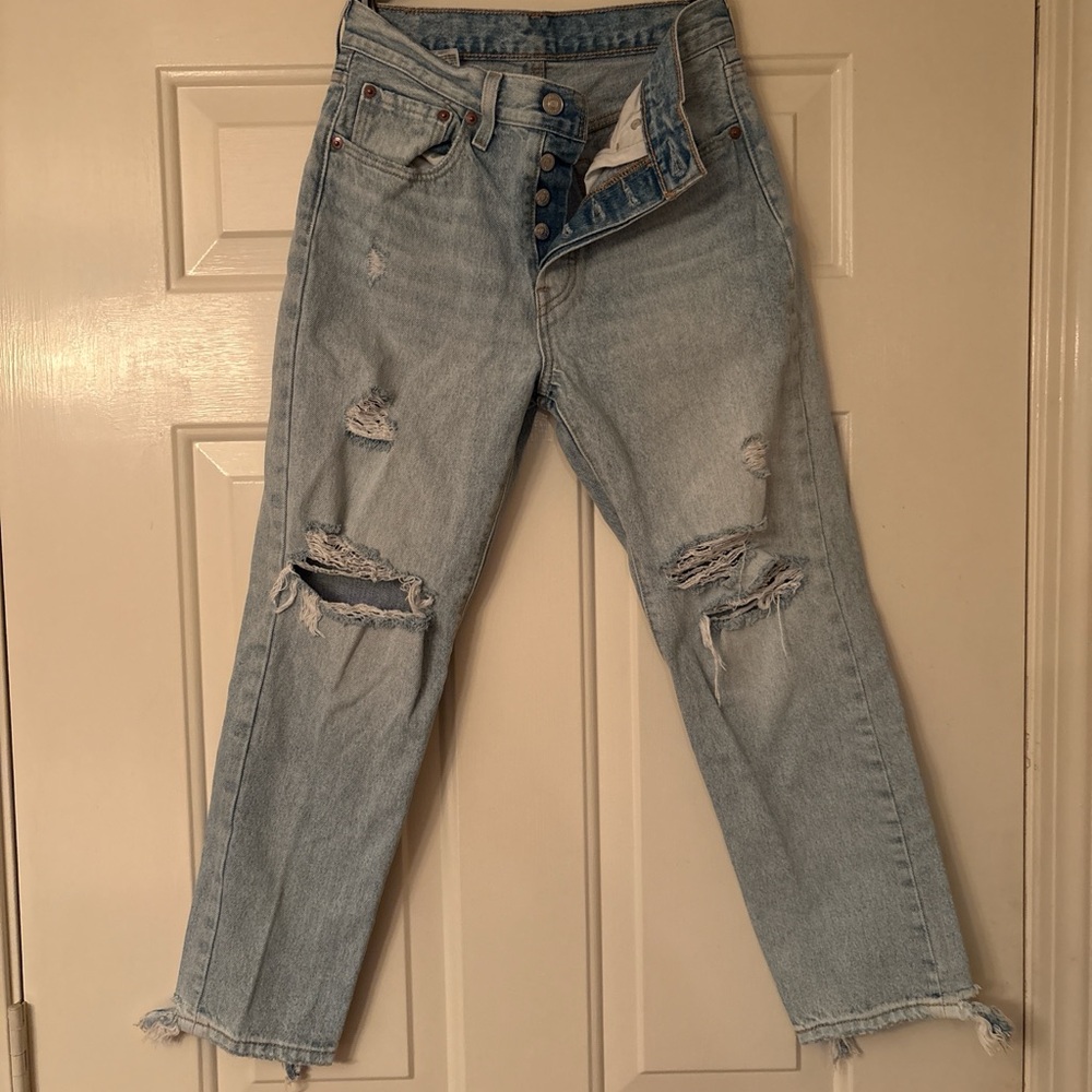 Levi’s Distressed Light Blue Jeans